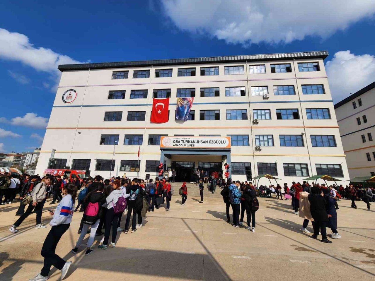 Öğrenciler adına fidan dikildi