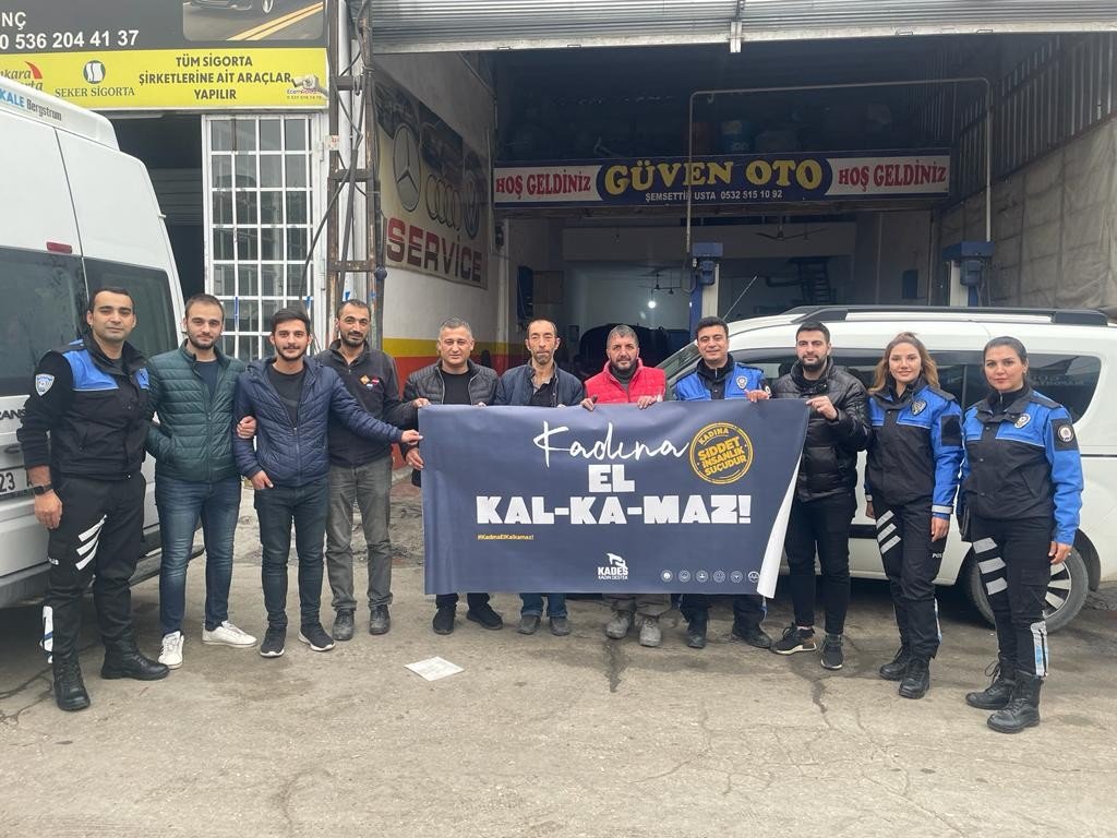 Elazığ polisinin farkındalık çalışmaları sürüyor