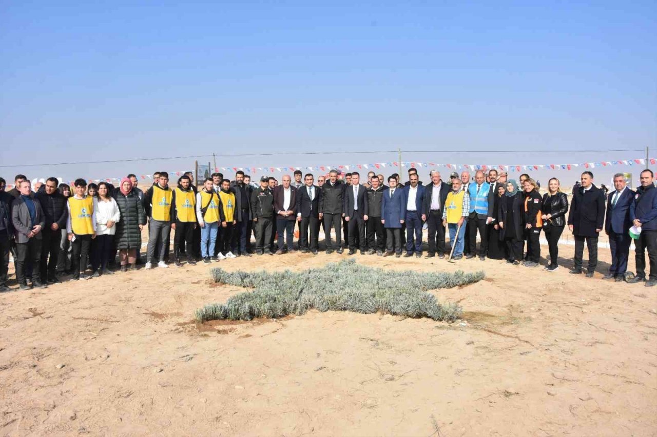 Karaman’da ‘Milli Ağaçlandırma Gününde’ fidanlar toprakla buluşturuldu