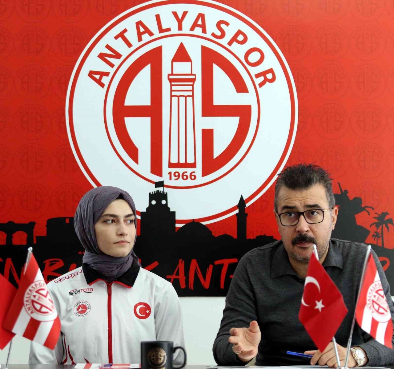 Sena Amine Nur Özgen Antalyaspor’da