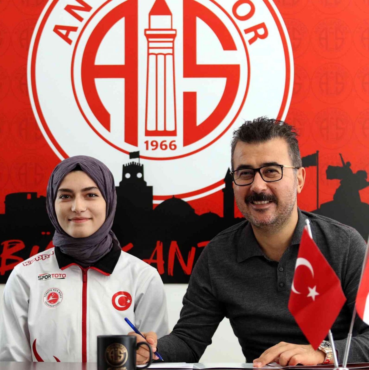 Sena Amine Nur Özgen Antalyaspor’da