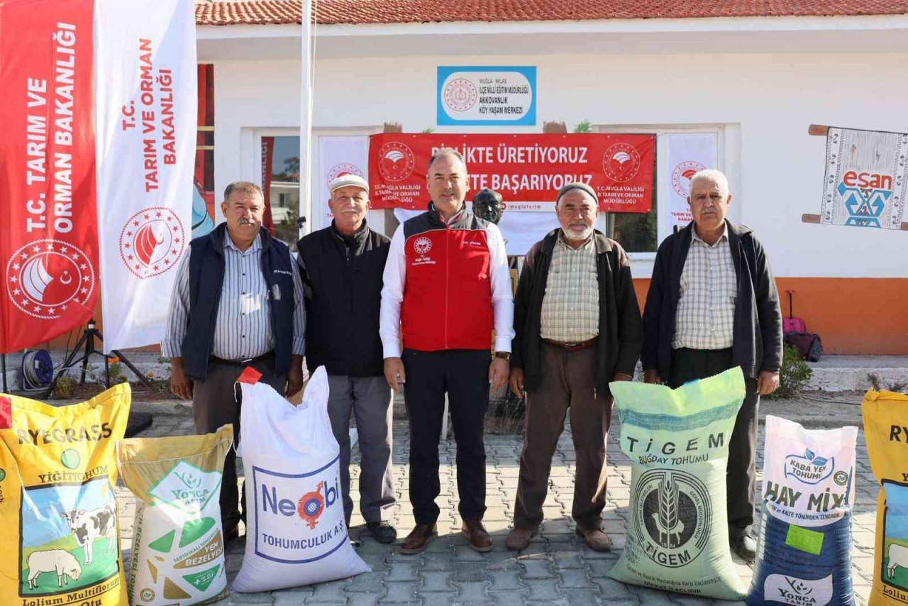Milas’ta 64 ton sertifikalı tohum dağıtıldı