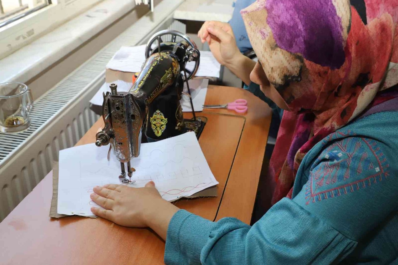 Şehitkamil’de kadınlardan giyim kursuna yoğun talep