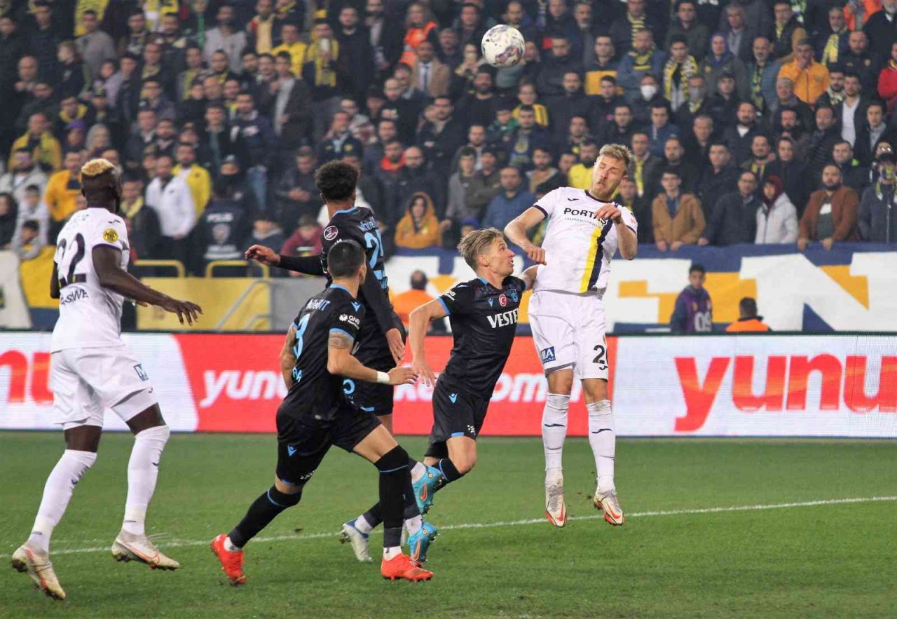 Spor Toto Süper Lig: MKE Ankaragücü: 1 - Trabzonspor: 1 (Maç sonucu)