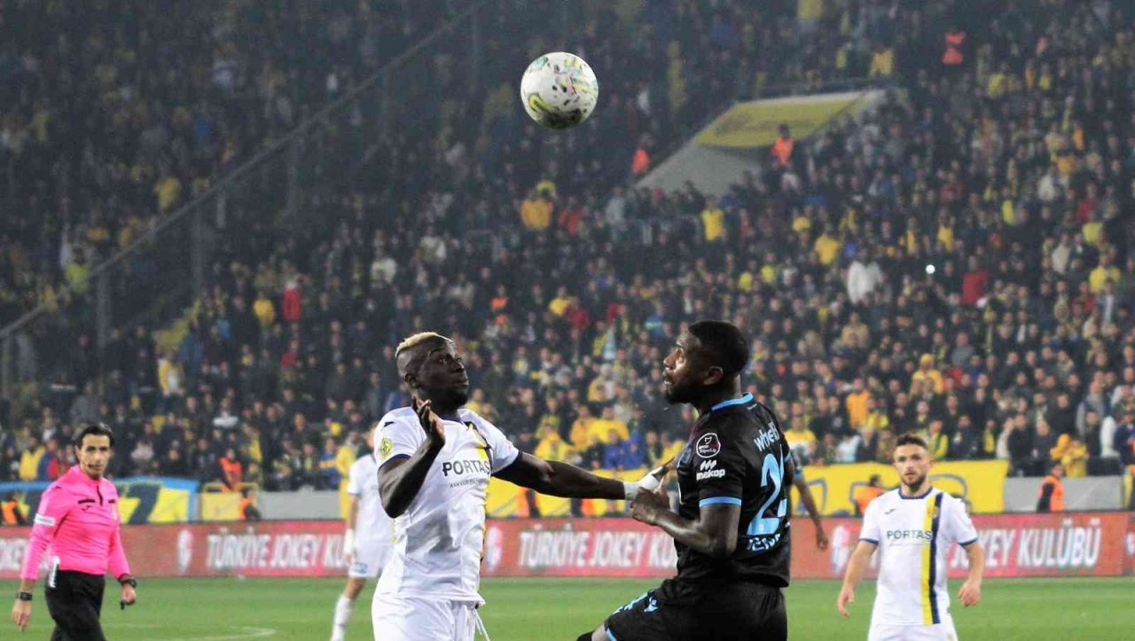 Spor Toto Süper Lig: MKE Ankaragücü: 1 - Trabzonspor: 1 (Maç sonucu)