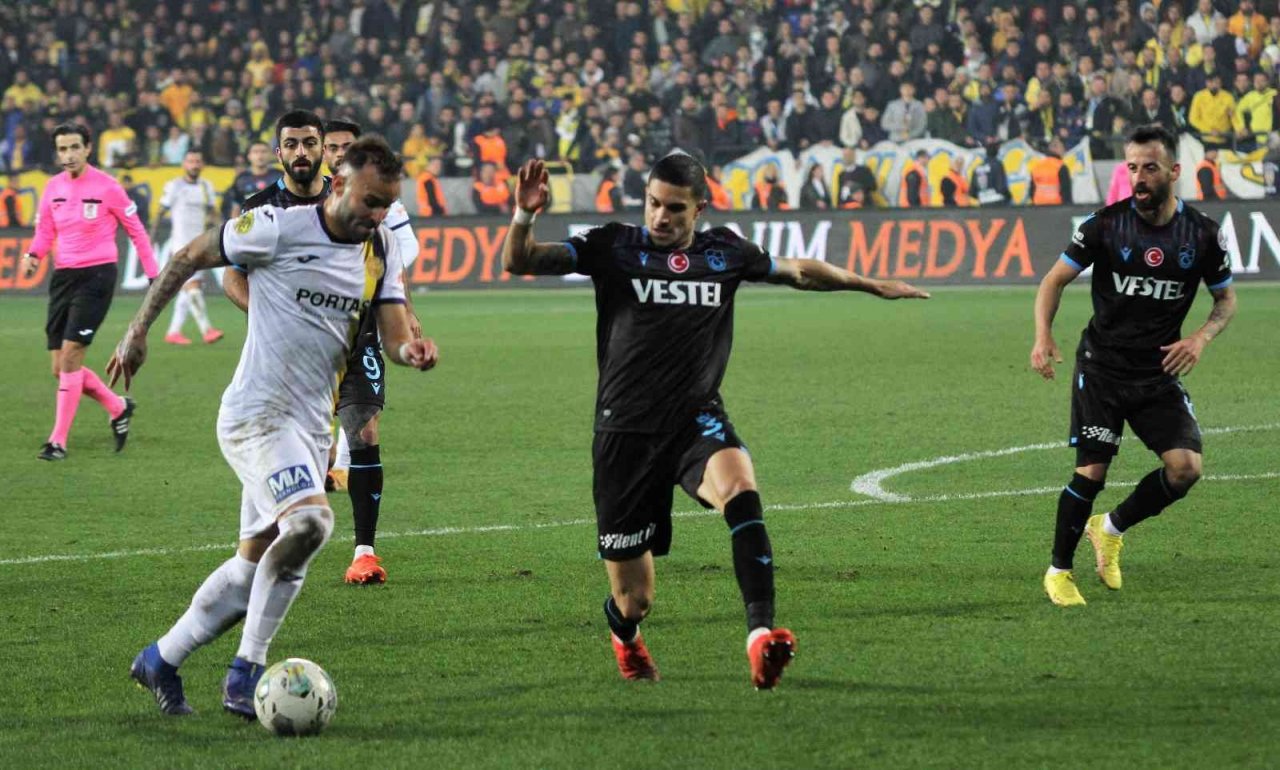Spor Toto Süper Lig: MKE Ankaragücü: 1 - Trabzonspor: 1 (Maç sonucu)