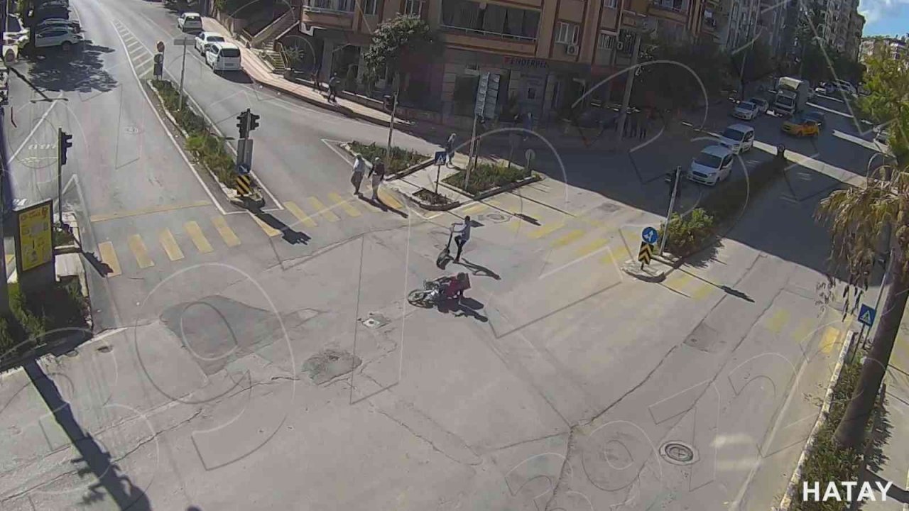 Farklı illerde dikkatsizlik sonucu meydana gelen trafik kazaları KGYS görüntülerine yansıdı