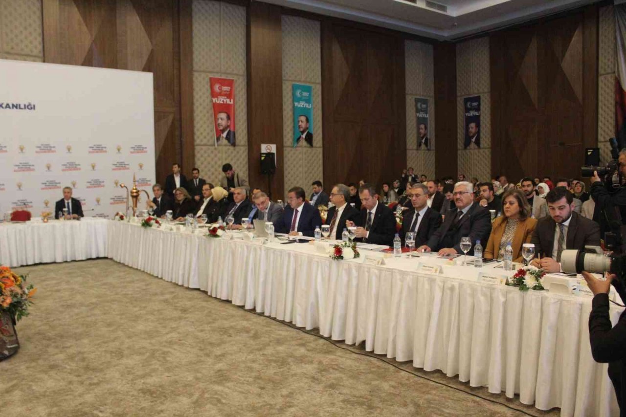 AK Partili Belediye Başkanları İstişare Toplantısı Gaziantep’te yapıldı