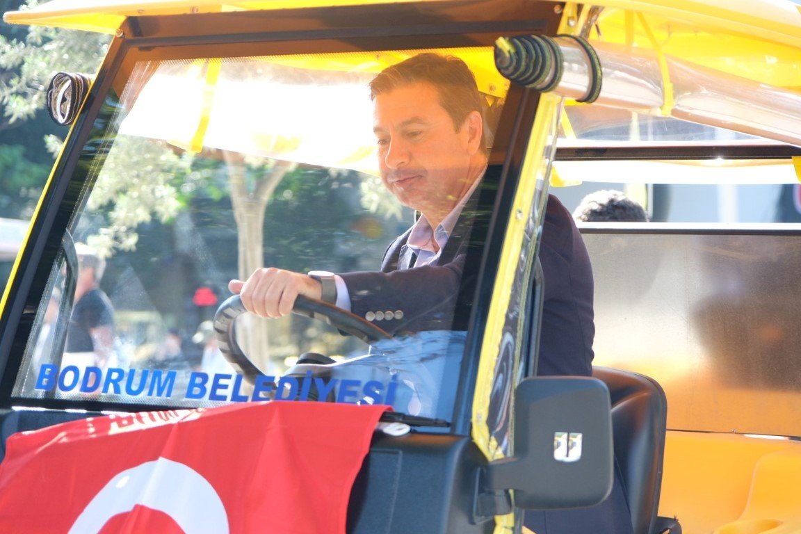 Bodrum Belediyesi, hizmet araç filosunu güçlendirdi