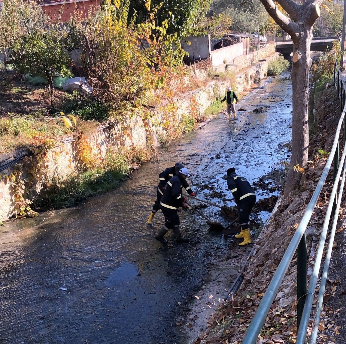 Dalakdere’de temizlik çalışması yapıldı