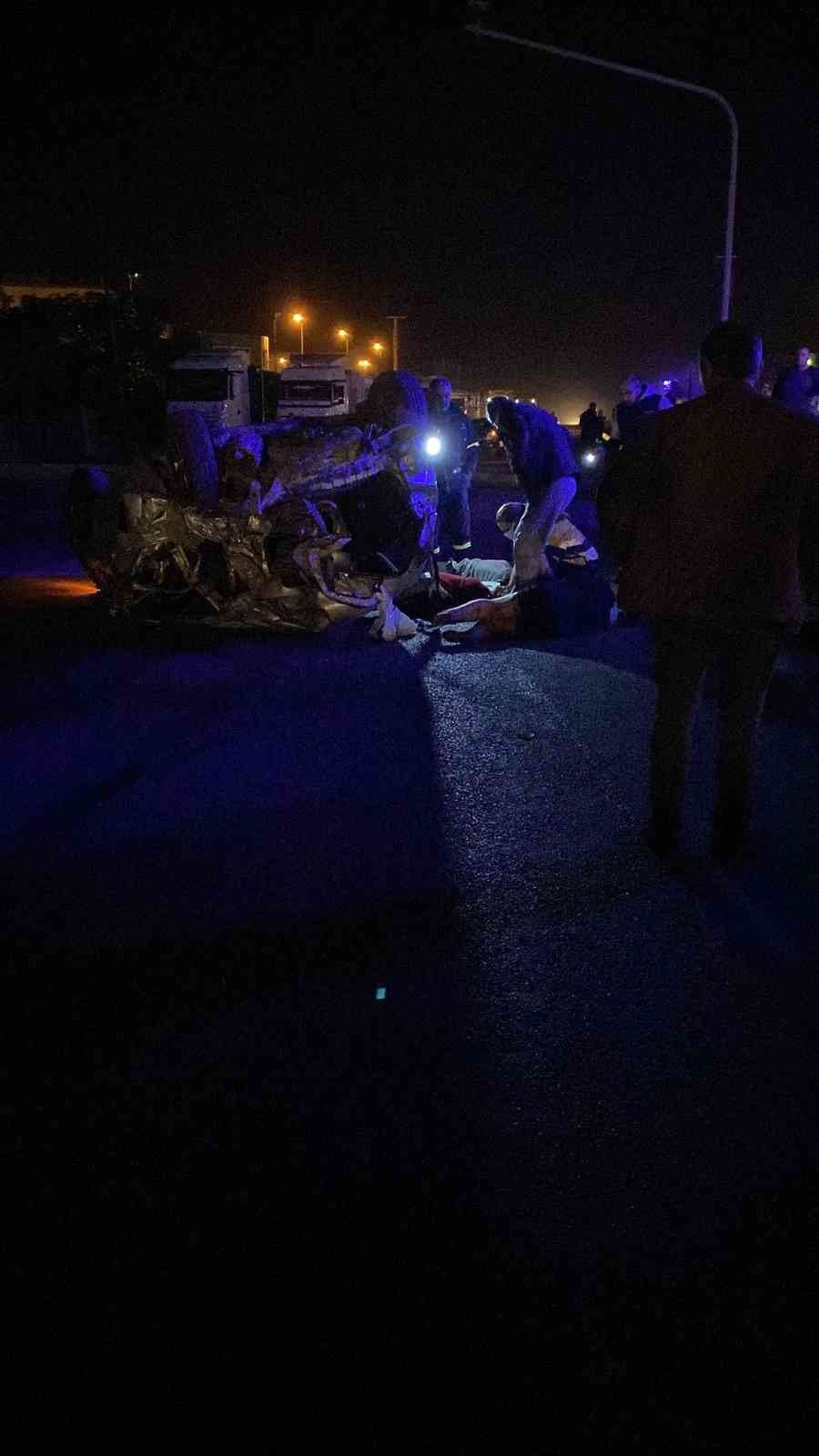 Düğün dönüşü kazada aynı aileden 2 kişi öldü, 5 kişi yaralandı