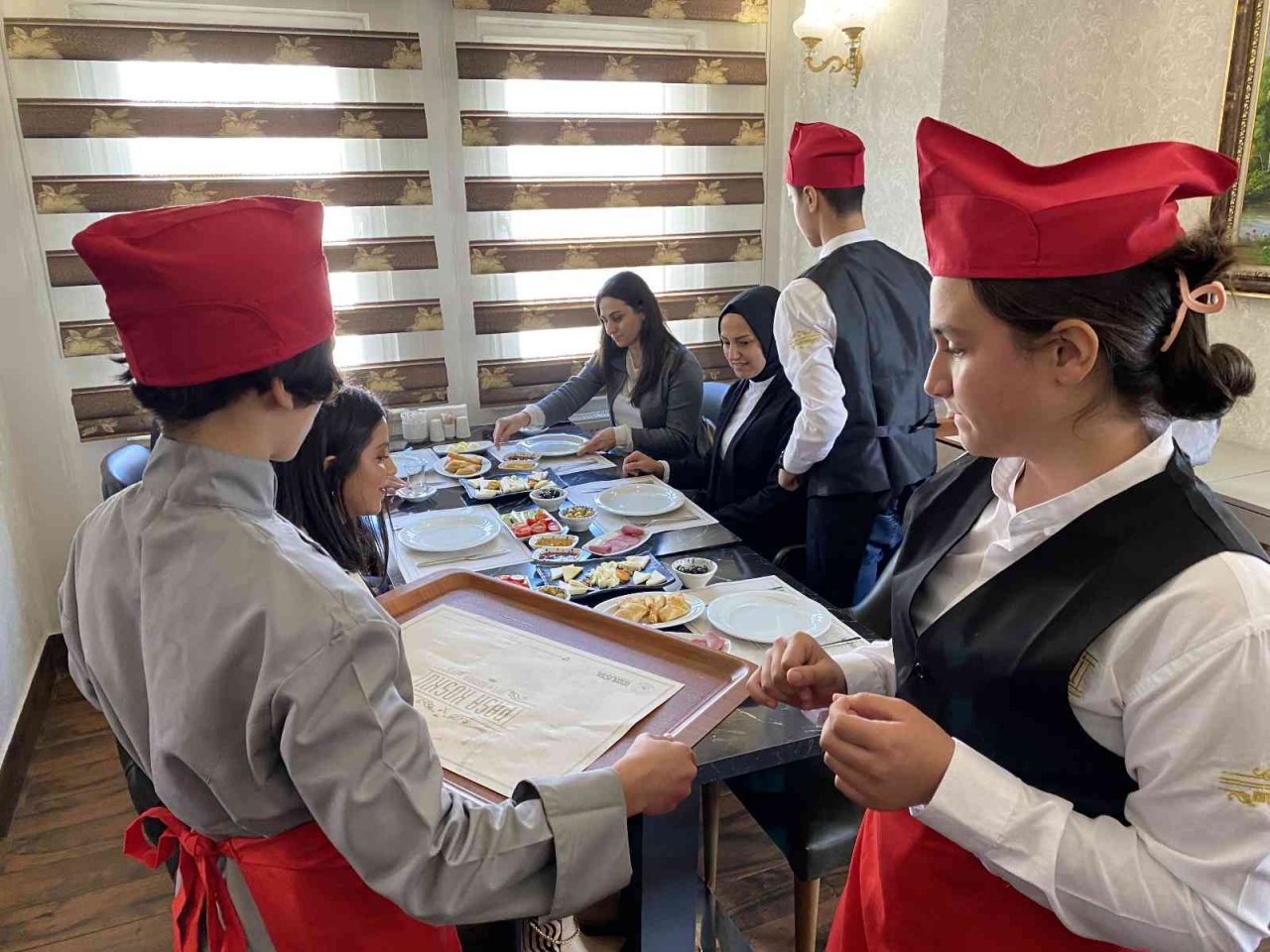 Gaziosmanpaşalı minik şeflerden anlamlı sosyal sorumluluk projesi