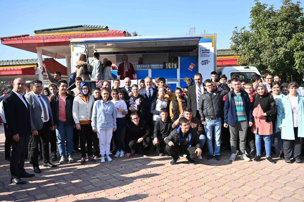 ‘Gezen Kantin’ okullarda