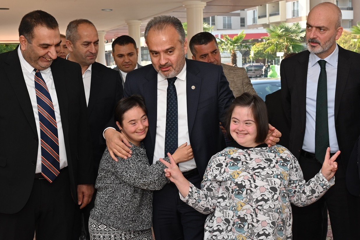 ‘Gezen Kantin’ okullarda