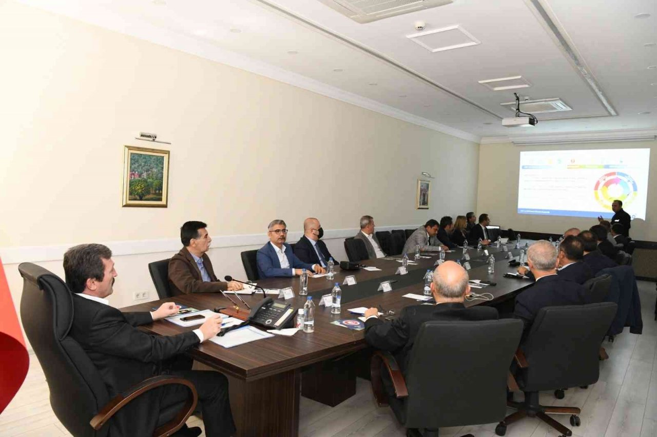 Muğla Valisi Tavlı, tatbikat öncesi seminer düzenledi