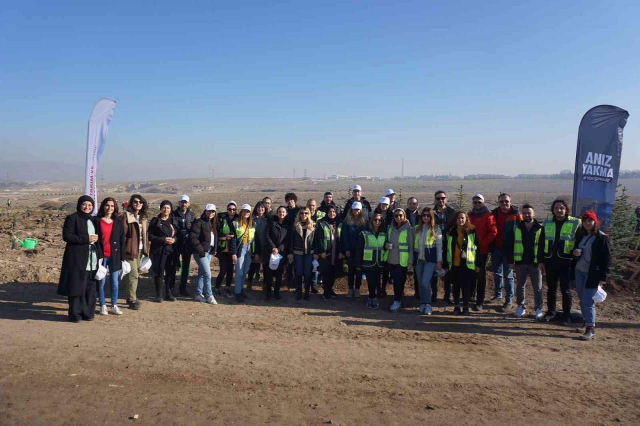 Enerji Çalışanları Haftası’nı fidan dikerek kutladılar