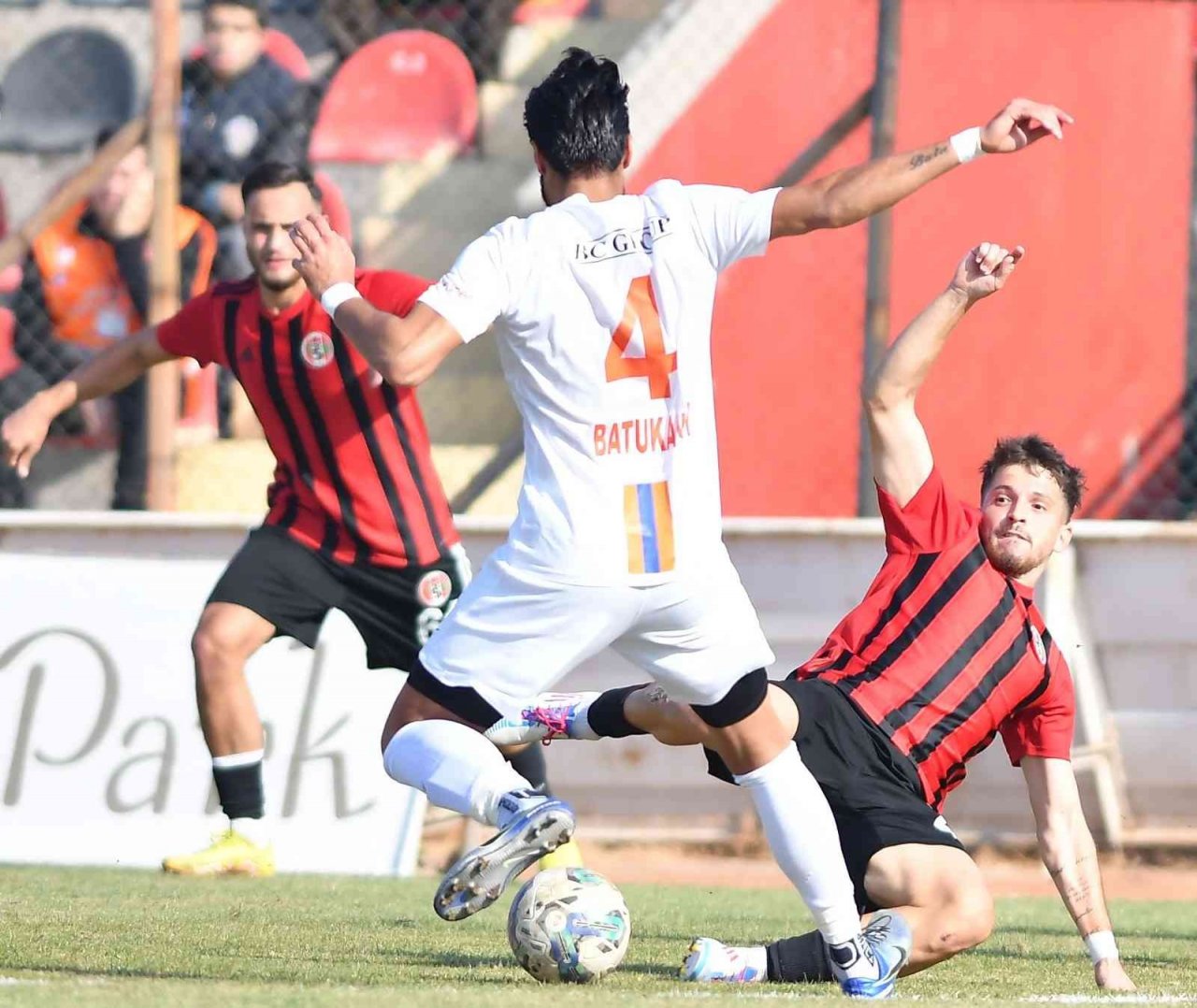 TFF 3. Lig: Turgutluspor: 0 - A. Eynesil Belediyespor: 1