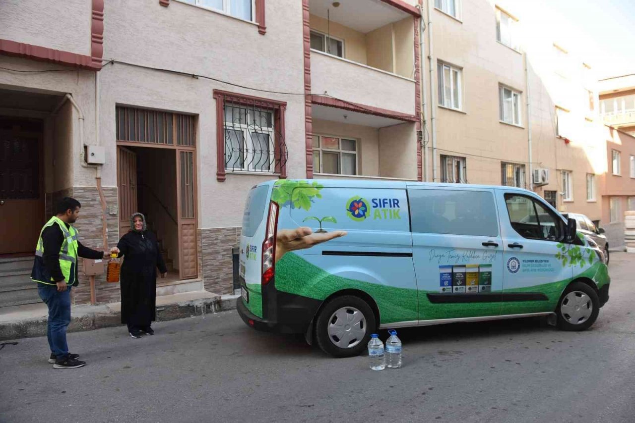 1 litre atık yağ getirene 10 litre Uludağ suyu hediye