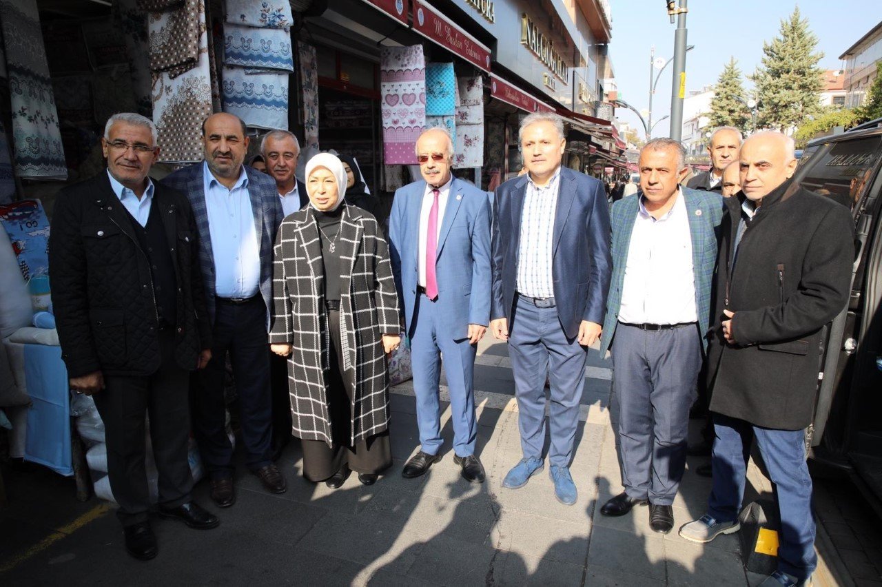 Battalgazi’deki “Sokak Sağlıklaştırma” çalışmalarına tam not