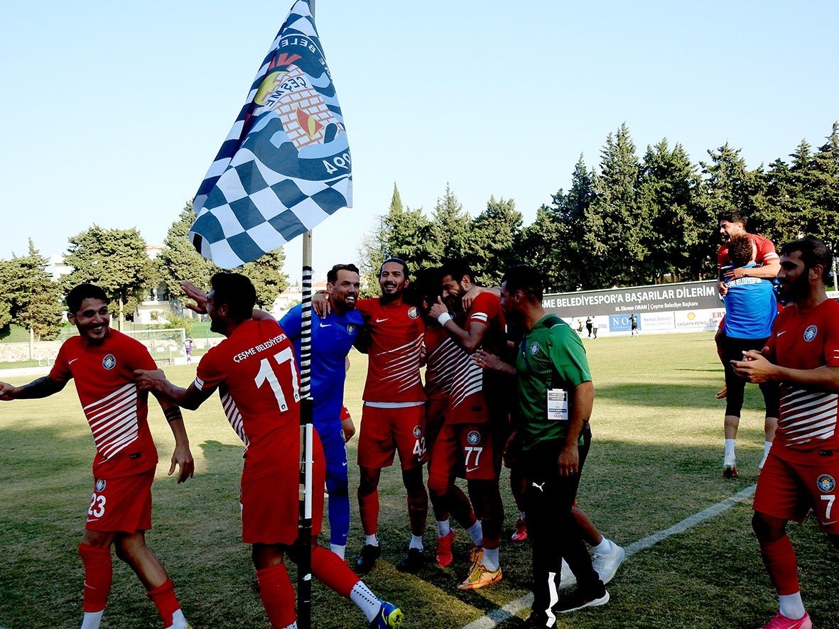 Zorlu maçın galibi Çeşme Belediyespor