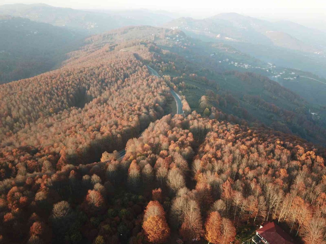 Perşembe Yaylası’nda sonbahar güzelliği
