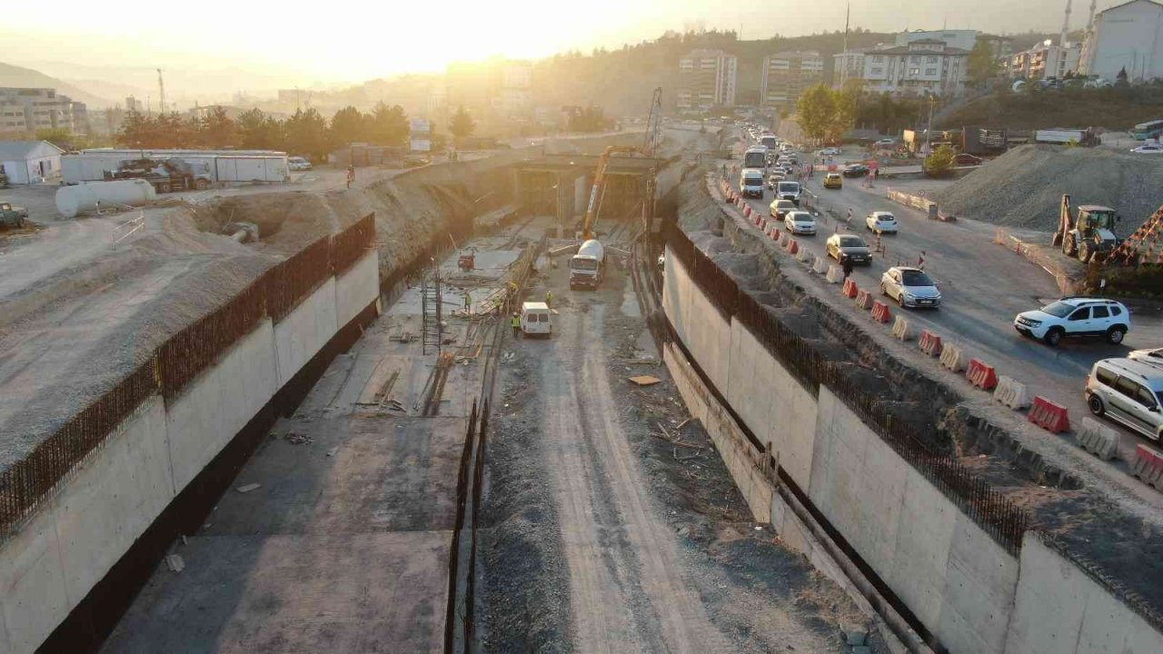 Battı Çıktı Kavşağında kazı çalışmaları tamamlandı
