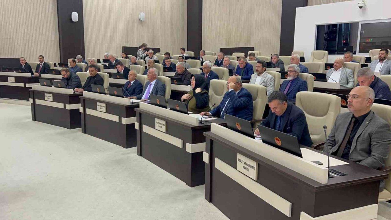 İGM bütçe görüşmeleri devam ediyor