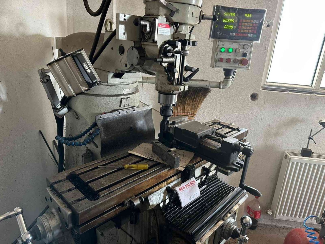 Aralarında eski yüzbaşının bulunduğu kaçak silah çetesine operasyon: 14 gözaltı