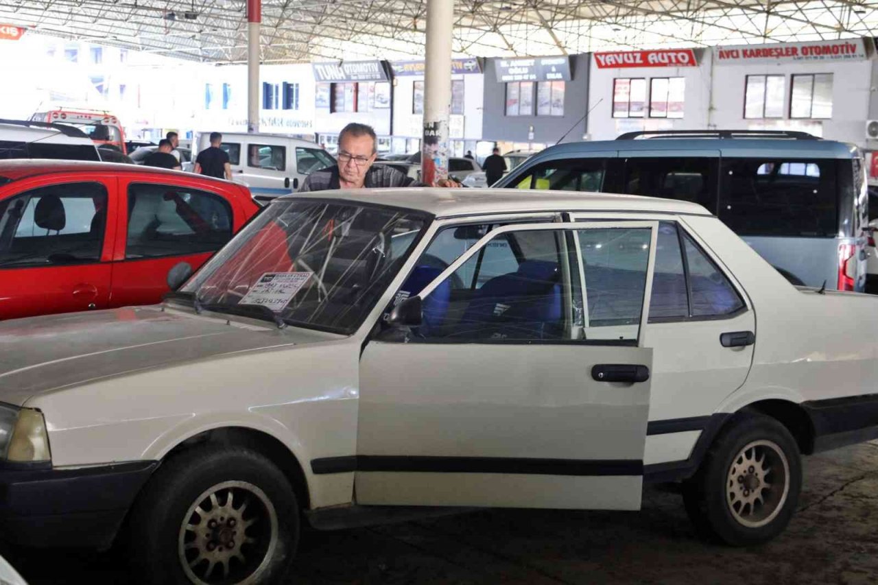 Yılbaşı öncesi ikinci el otomobil piyasasında ’son dakika’ hareketliliği bekleniyor