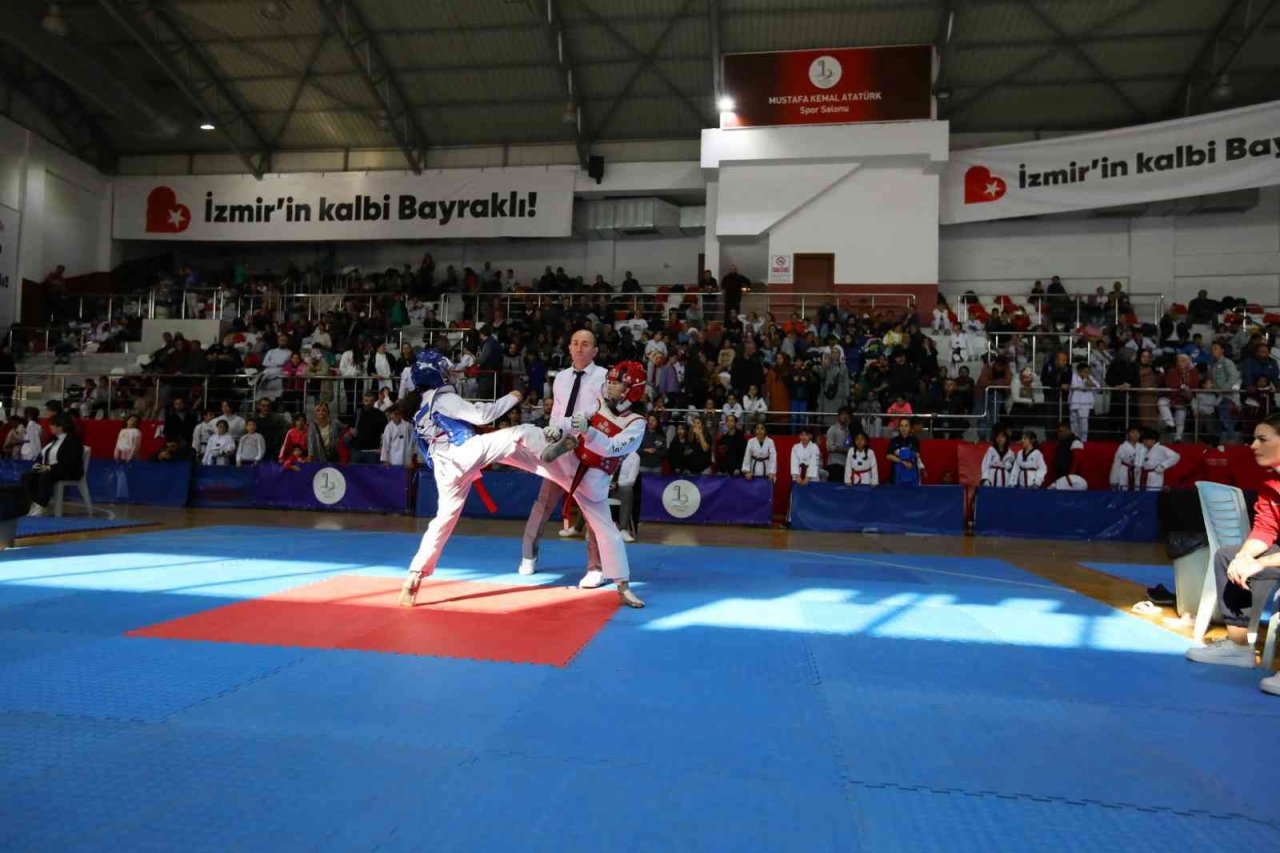 Bayraklılı sporculardan 3 madalya daha