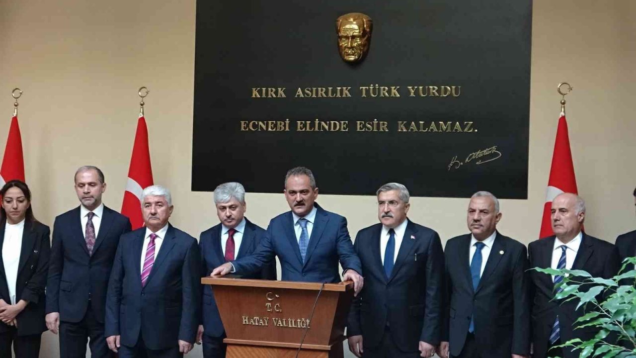 Bakan Özer: "Türkiye, bu coğrafyada yaşamanın bedelini geçmişte ödemiştir, bugün de ödemektedir, yarın da ödeyecektir"