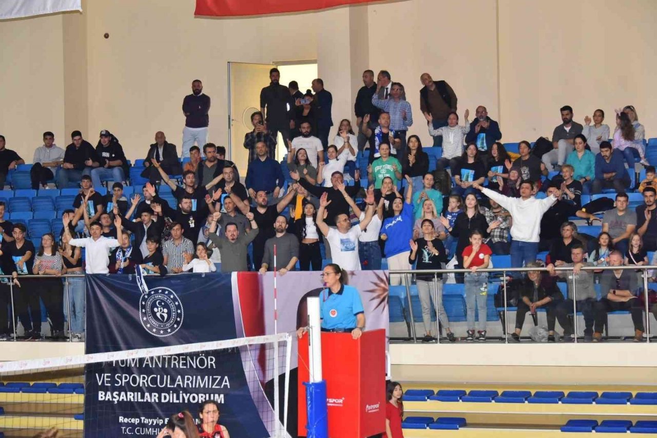 “Bizim Kızlar” galibiyet serisini bozmadı