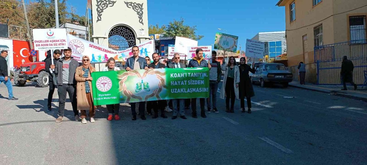 Dicle’de sağlıkçılardan sağlıklı yaşam yürüyüşü