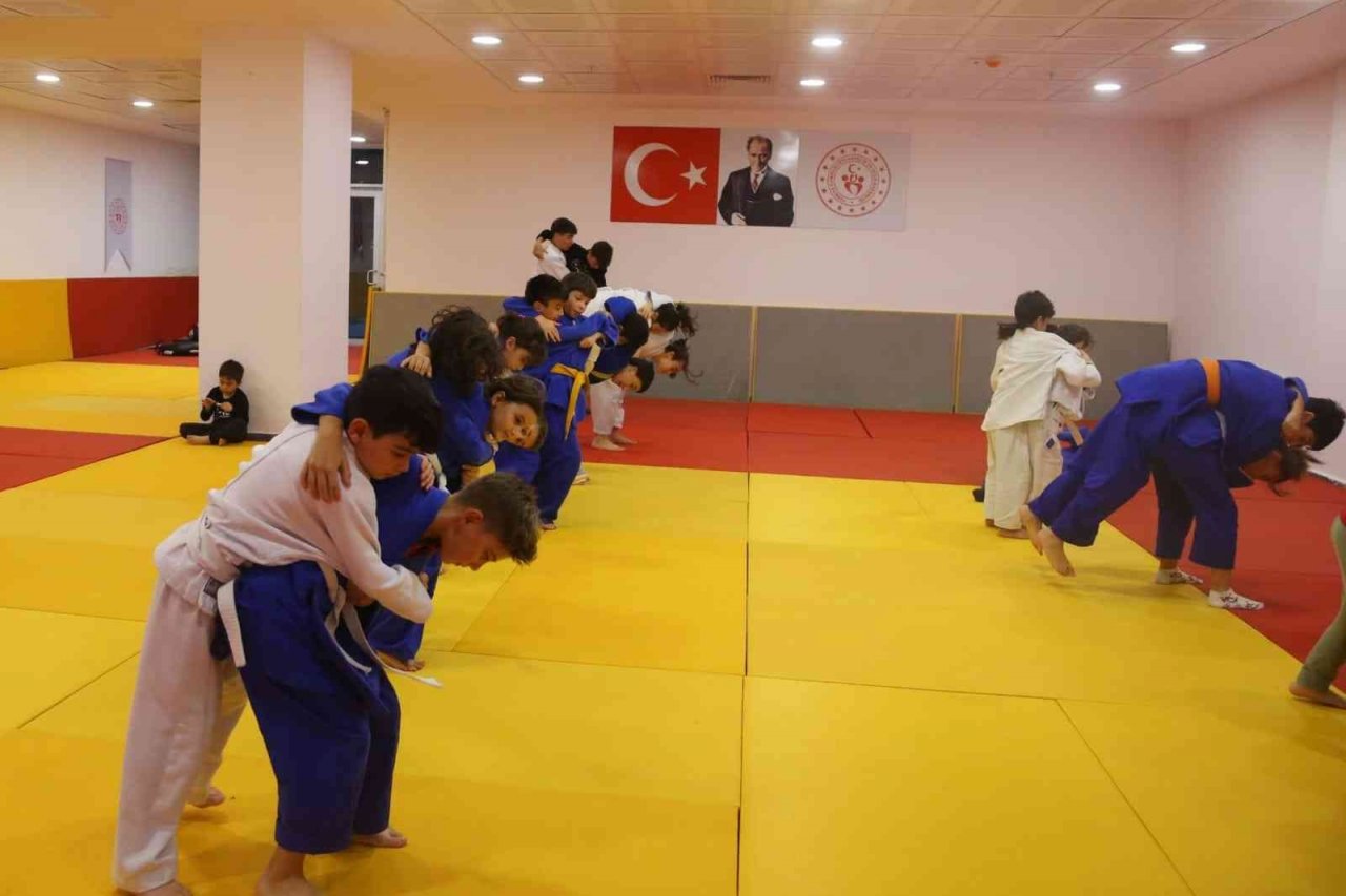 Yeni Ordu Stadyumu Ordu’nun yaşam merkezi oldu