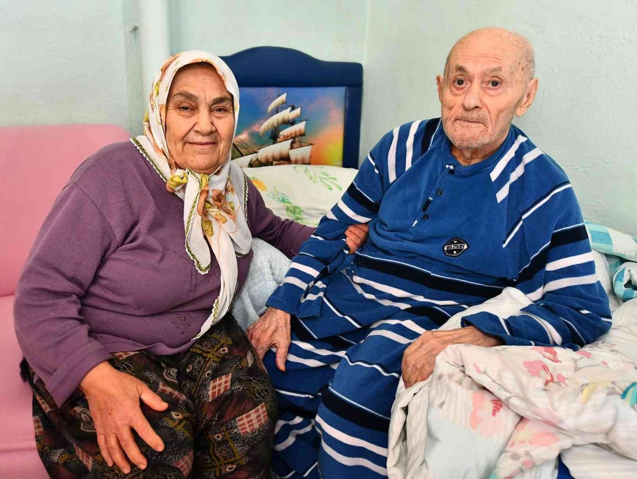 İzmir Büyükşehir Belediyesinin evde bakım hizmeti yüzleri güldürüyor