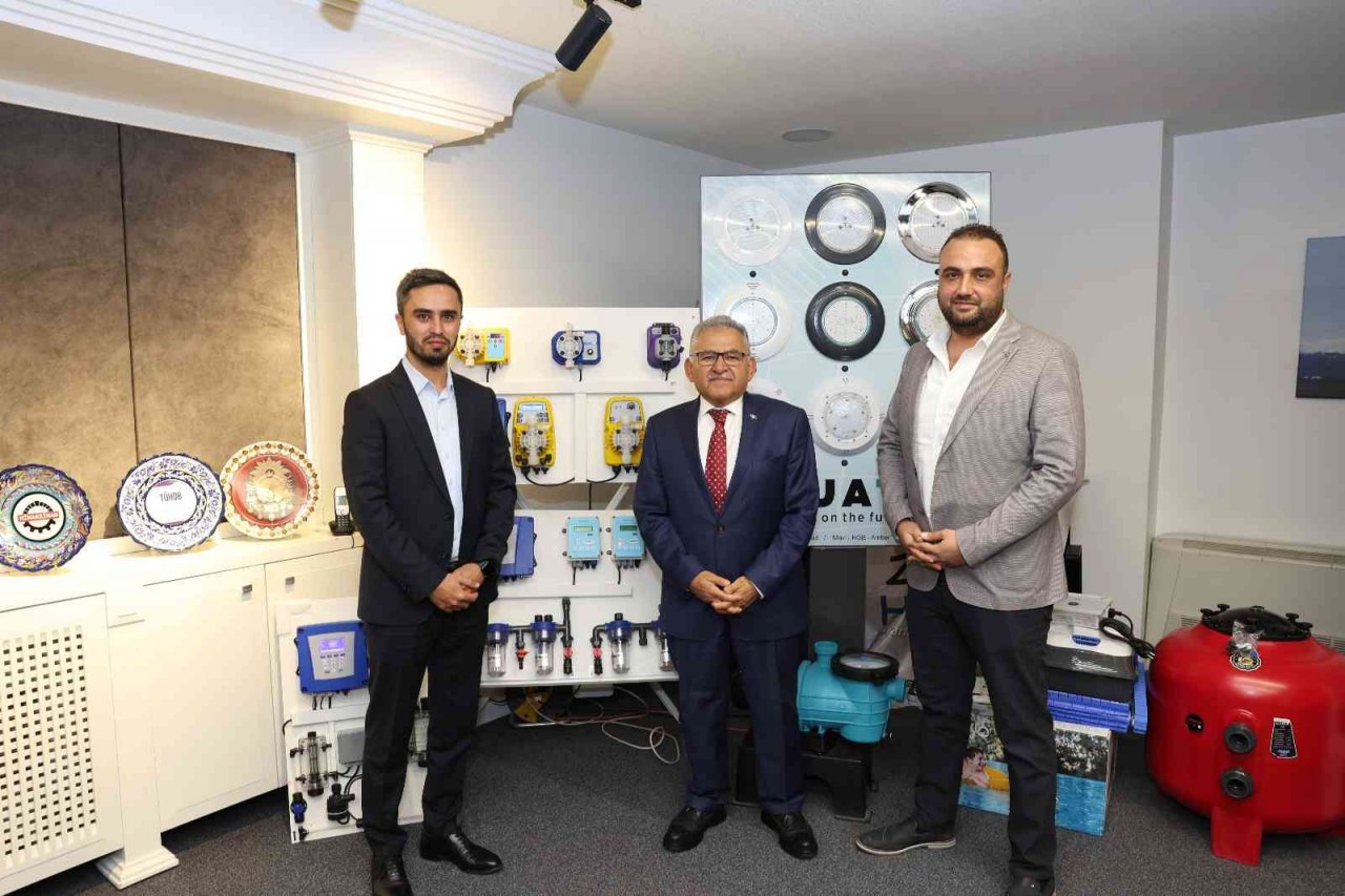 Kayseri Büyükşehir Belediyesi, 10 Ayda 60 Bin Kişiye Yüzme Kursu Verdi