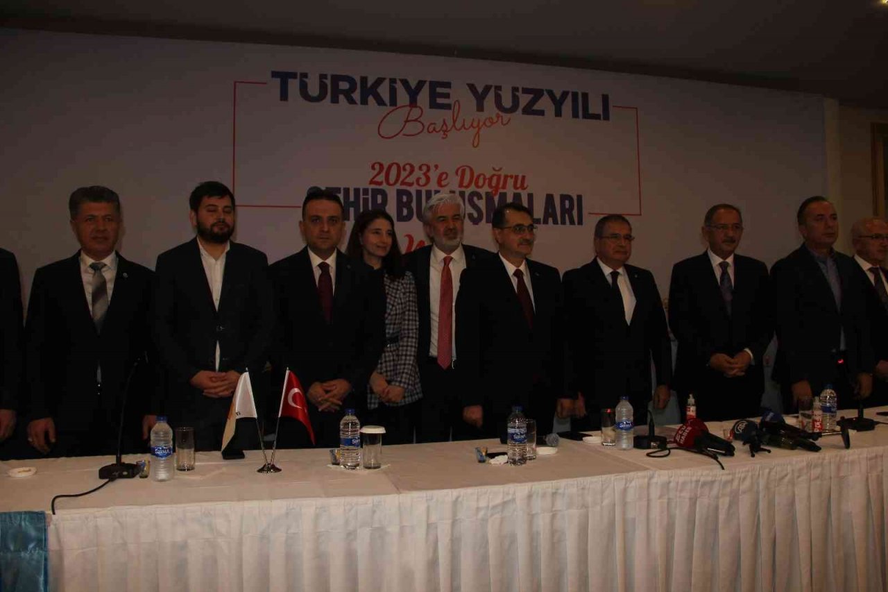 AK Parti’li Özhaseki: “Bu coğrafyada güçlü olmak zorundasınız”