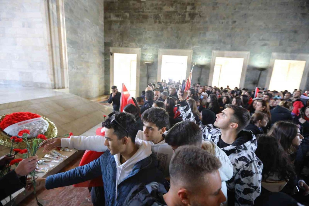 Selçuklu gençler Anıtkabir’de