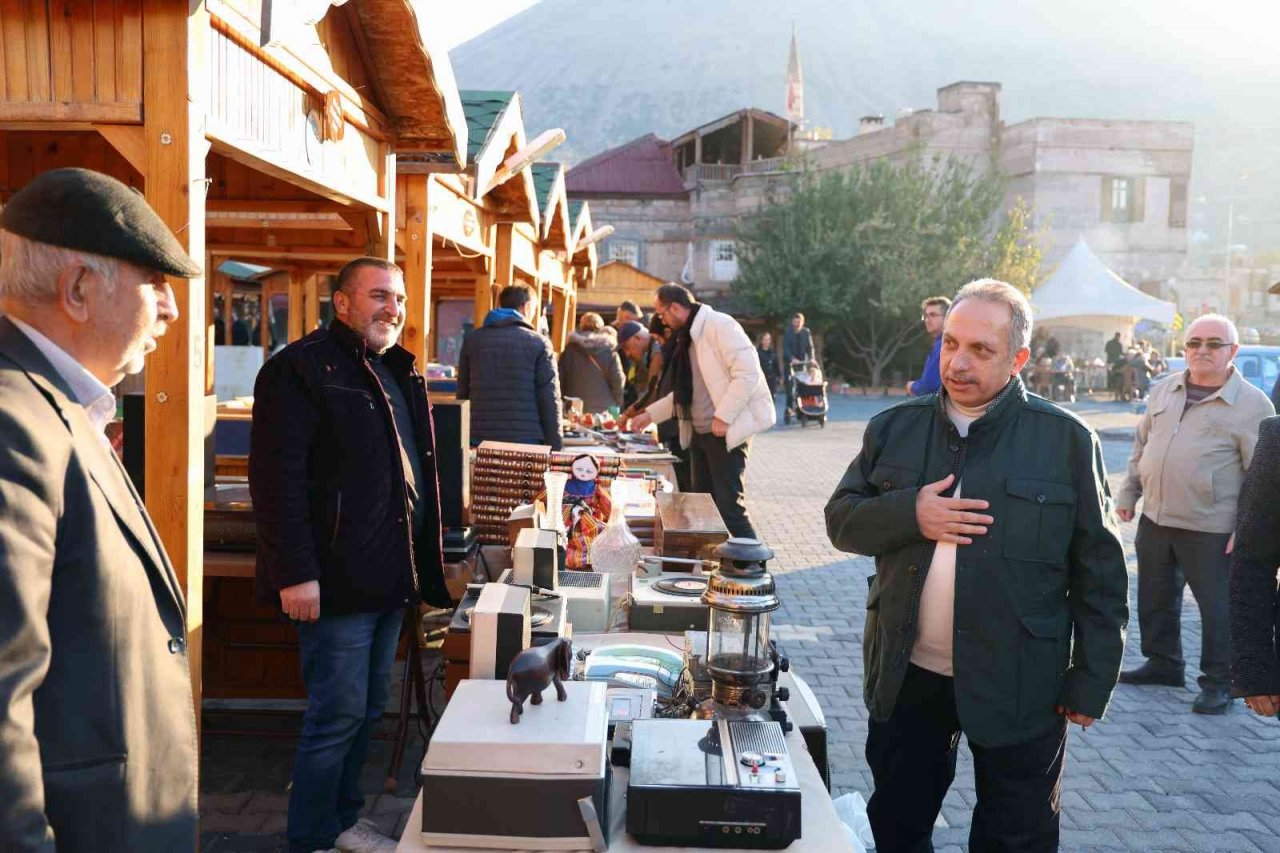 Antika Pazarı Ufuk Açtı