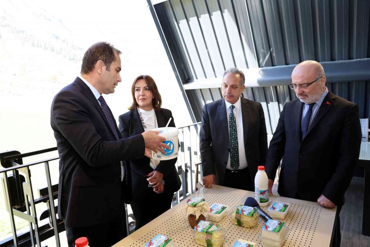 “Talas Süt Evi” ürünleri görücüye çıktı