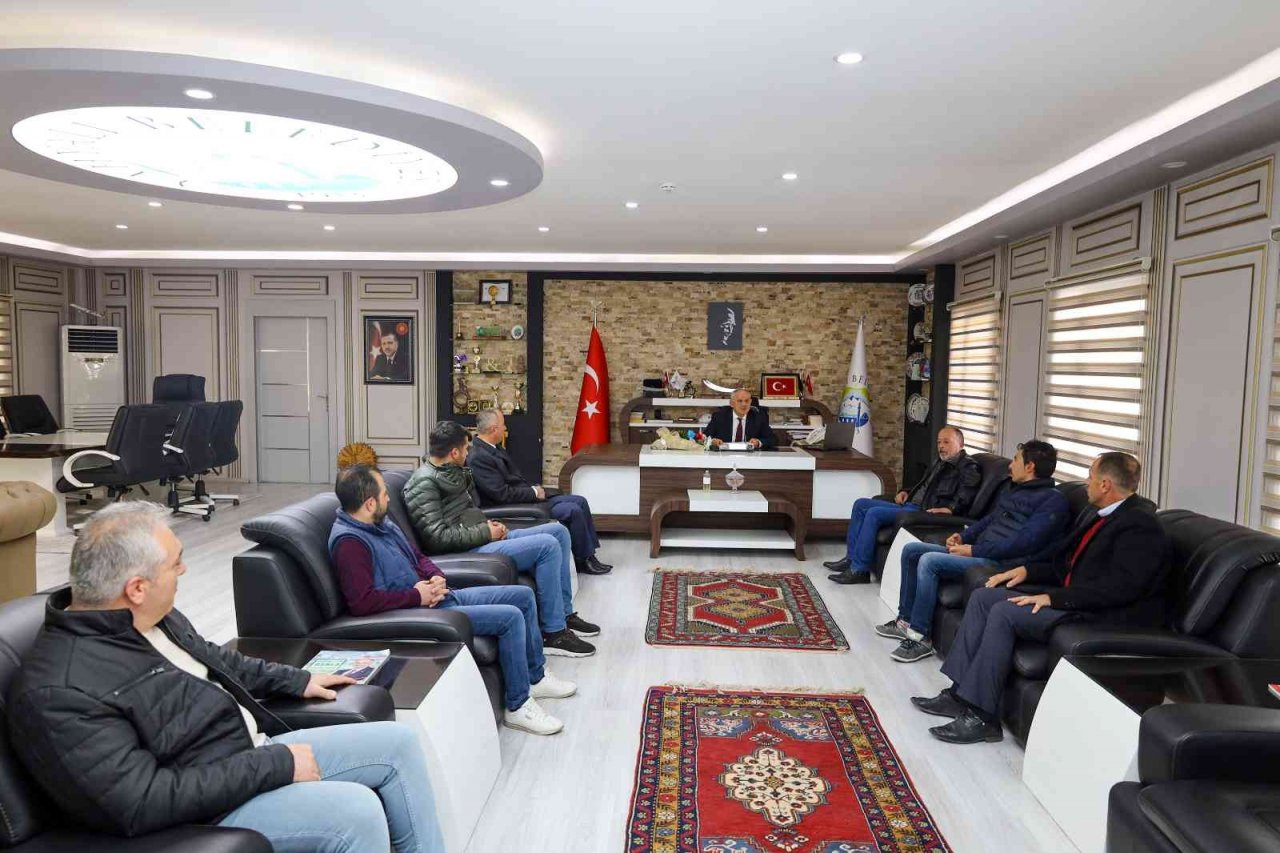 Başkan Öztürk’e Camikebir Mahallesi’nden teşekkür