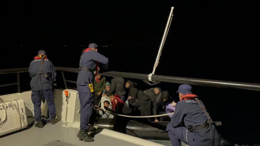 Bodrum’da 141 düzensiz göçmen kurtarıldı, 16’sı yakalandı