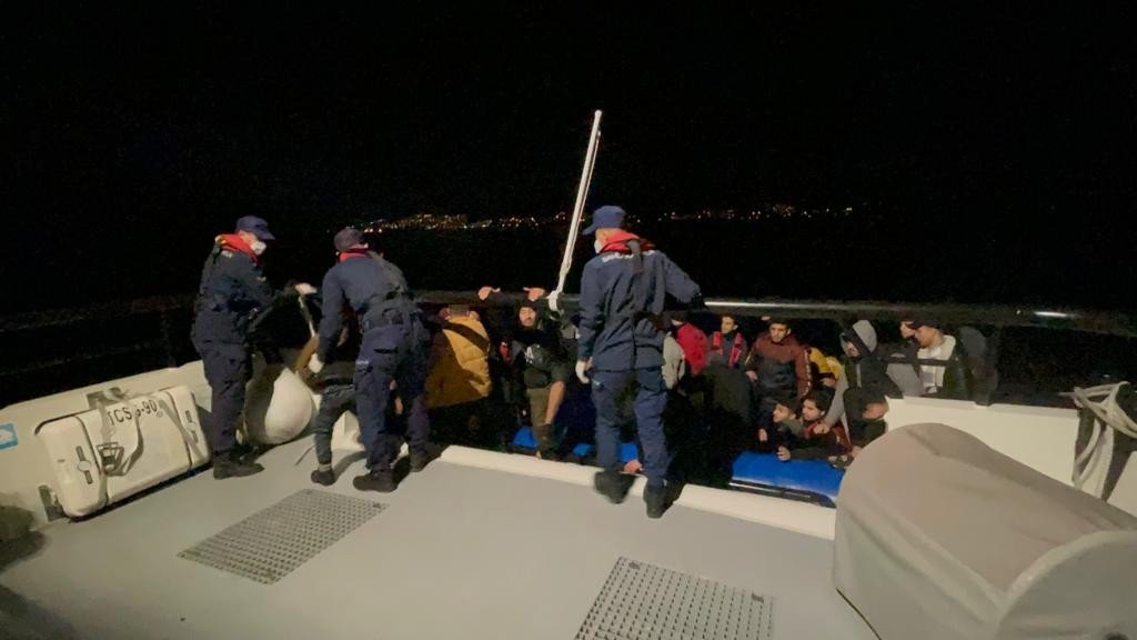 Bodrum’da 141 düzensiz göçmen kurtarıldı, 16’sı yakalandı