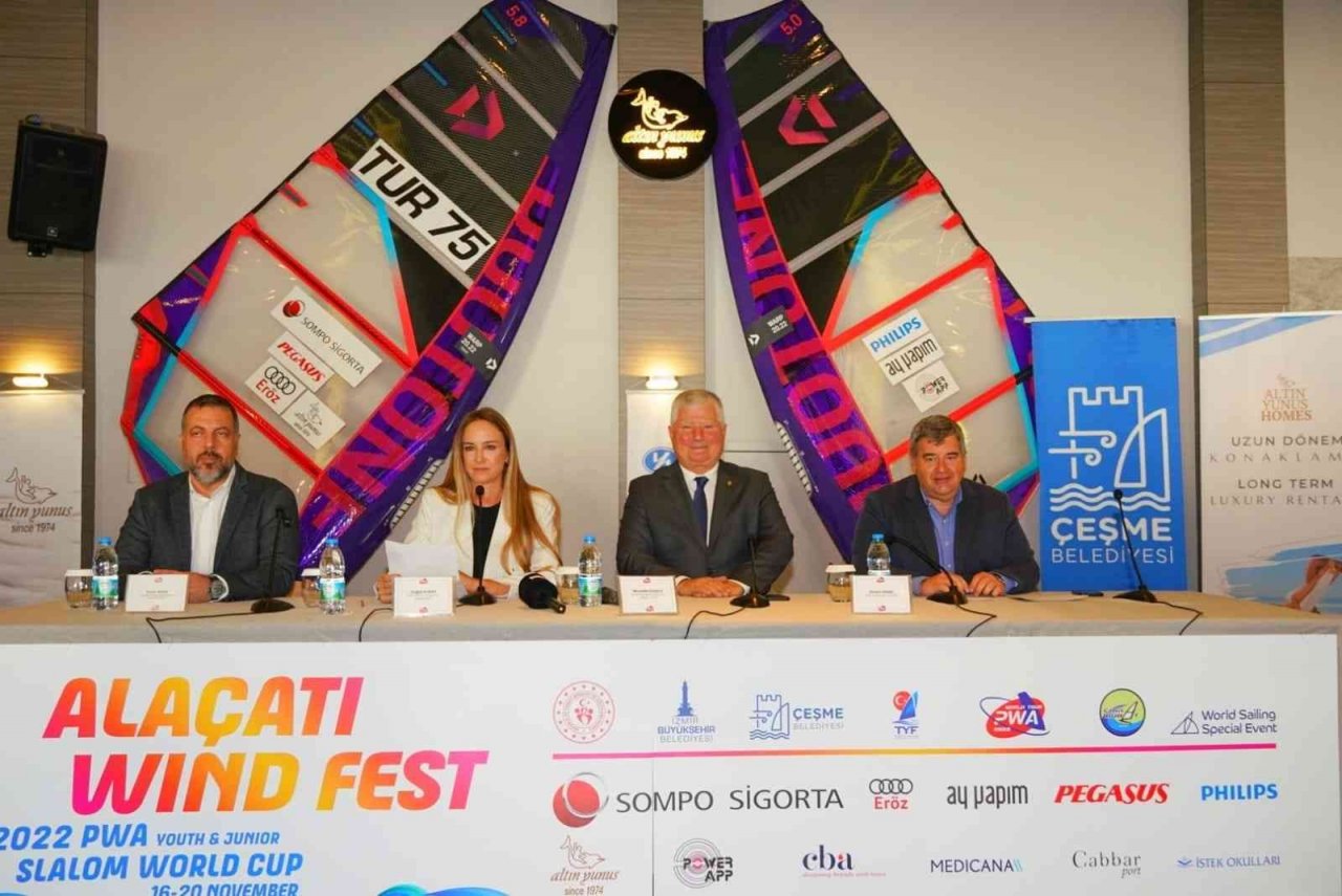 Alaçatı Wind Fest, Alaçatı’nın sörf bölgesi olarak korunması amacıyla düzenleniyor