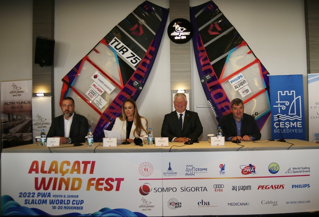 Alaçatı Wind Fest, Alaçatı’nın sörf bölgesi olarak korunması amacıyla düzenleniyor