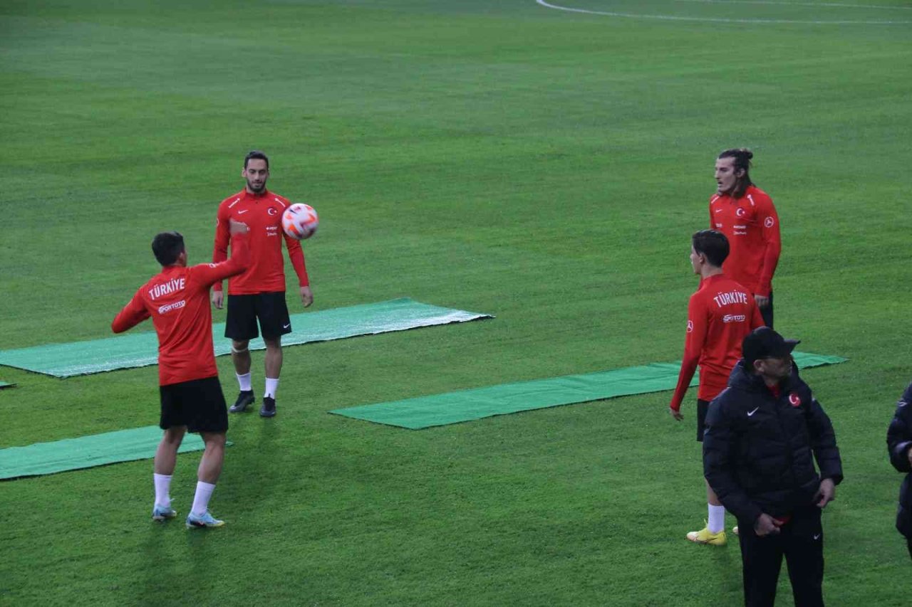 Stefan Kuntz: "Önümüzde tek hedef var; Avrupa Şampiyonası elemelerinde en iyi sonuçları almak"