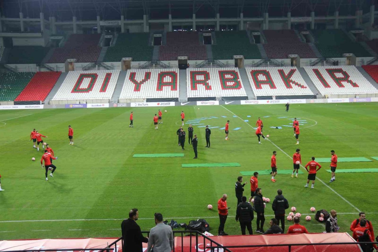 Stefan Kuntz: "Önümüzde tek hedef var; Avrupa Şampiyonası elemelerinde en iyi sonuçları almak"