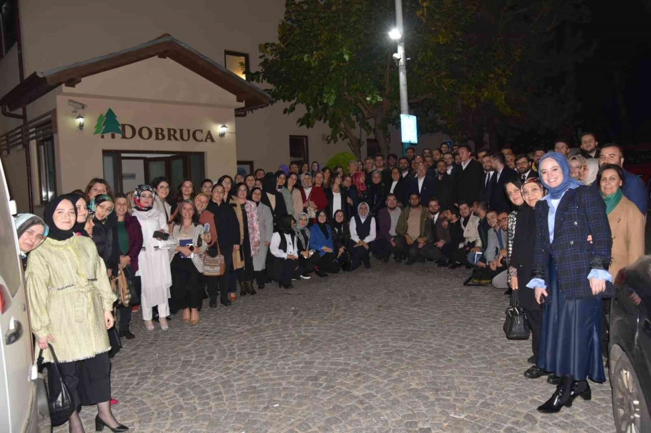 AK Parti Bursa teşkilatları ilkleri gerçekleştirmeye devam ediyor
