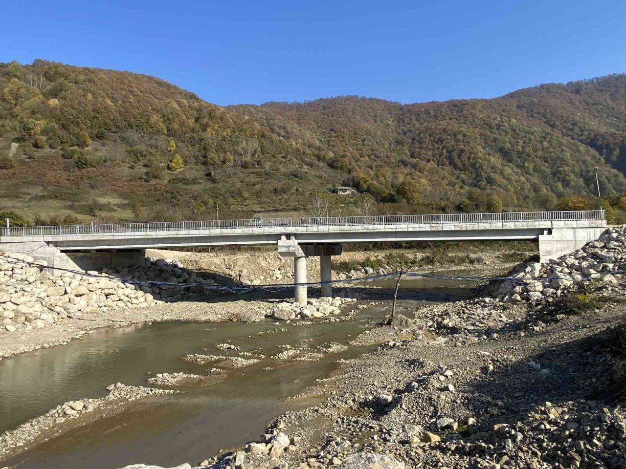 Sel bölgesindeki köprü inşaatı tamamlandı