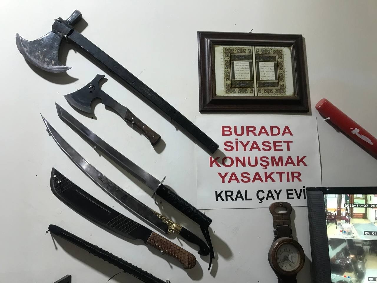 Bayburt’taki bu çayevinde asla siyaset konuşulmuyor konuşanı ise sahibi kovuyor